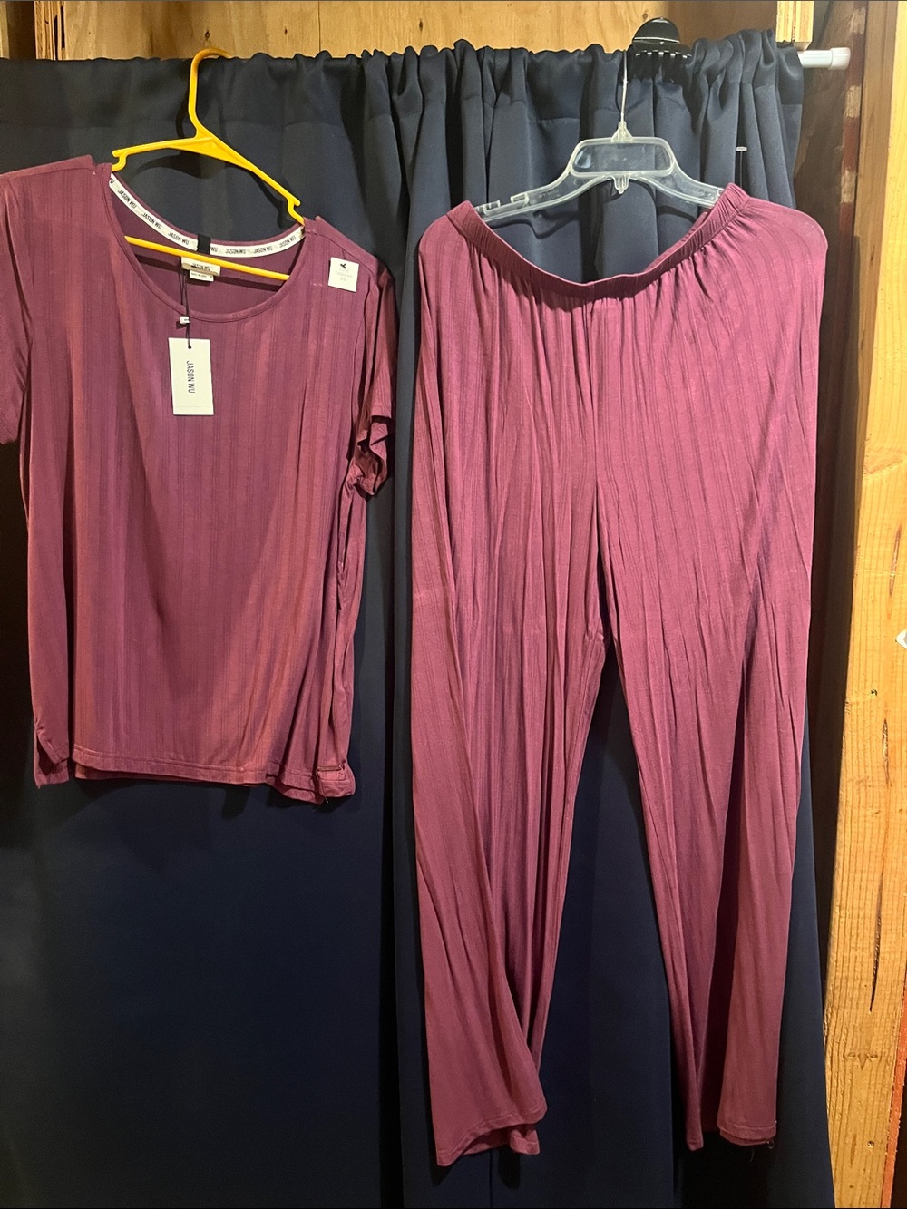 Jason Wu Ribbed Lounge Top & Elastic Waist Pants in Plum